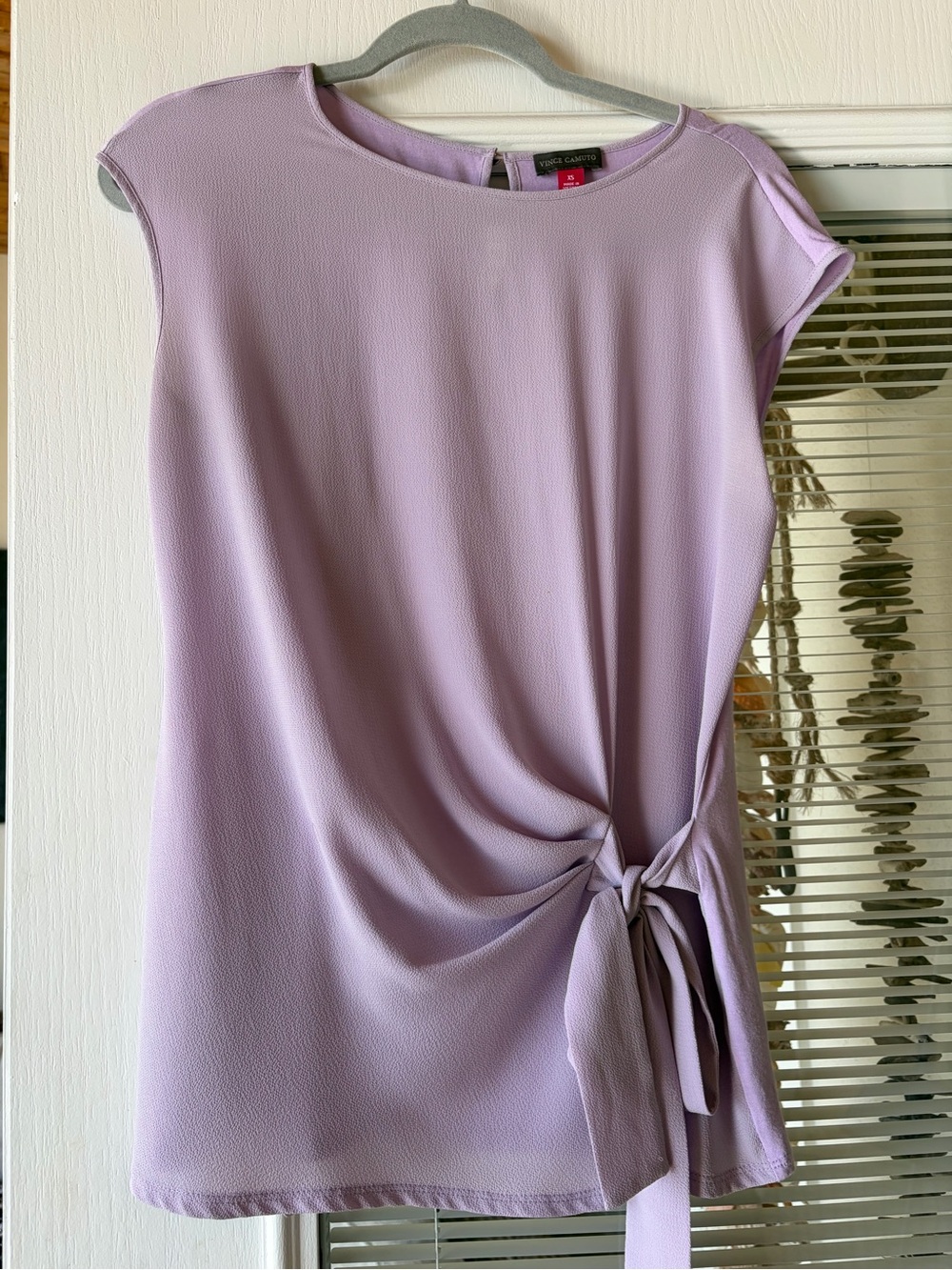 Vince Camuto Lavender blouse women’s size XS
